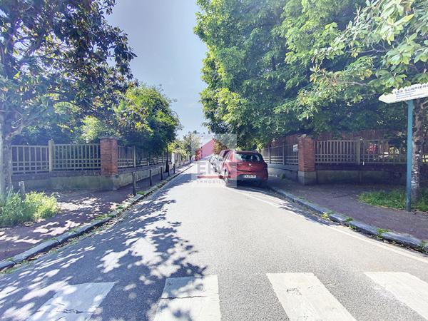 Maison Suresnes 4 pièce(s) 97 m2