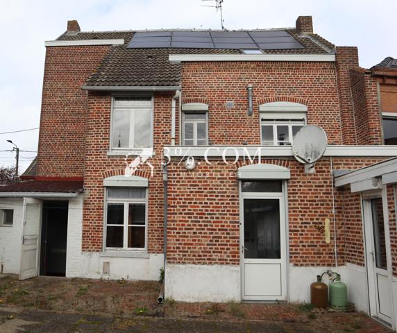 Maison
                                                                                                                                                                                                                                                                                                                        8 pièce(s)                                                                                                                                                                                                          5 chambre(s)                                                                                                                                                                                                          206  m²