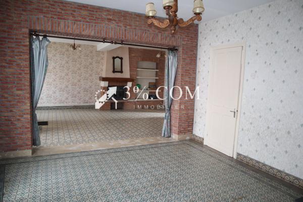 Maison
                                                                                                                                                                                                                                                                                                                        8 pièce(s)                                                                                                                                                                                                          5 chambre(s)                                                                                                                                                                                                          206  m²