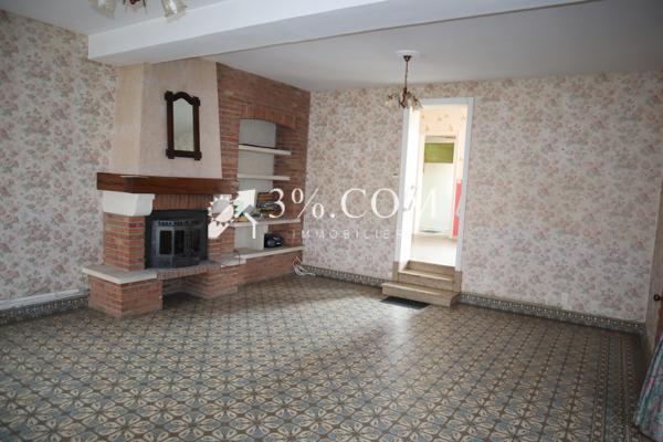 Maison
                                                                                                                                                                                                                                                                                                                        8 pièce(s)                                                                                                                                                                                                          5 chambre(s)                                                                                                                                                                                                          206  m²
