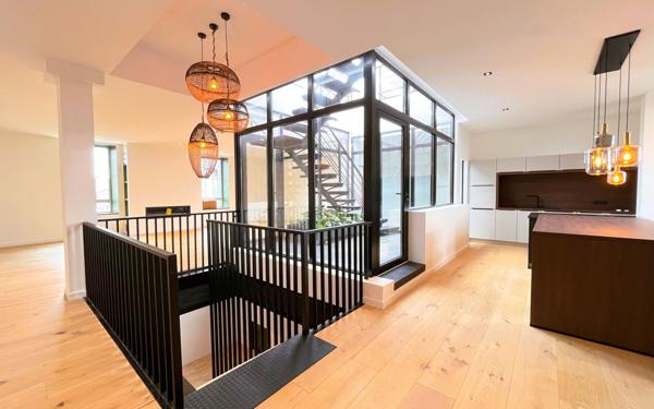 Appartement à vendre    4 pièces • 210,73 m2 Tarbes