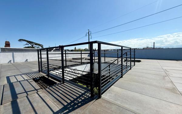 Appartement à vendre    4 pièces • 210,73 m2 Tarbes