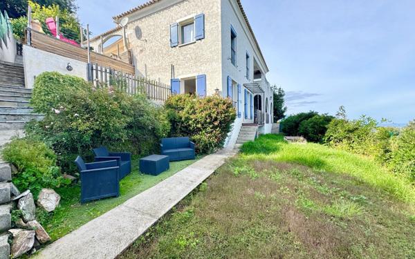 Maison à vendre    7 pièces •  Borgo