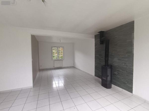 Maison à vendre à Candé-sur-Beuvron dans le Loir-et-Cher (41120), ref : 015/675