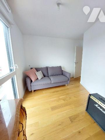 A VENDRE - RENNES (35) Quartier route de Lorient  (Moulin du Comte) T4 de 89 m² + terrasse de 4...