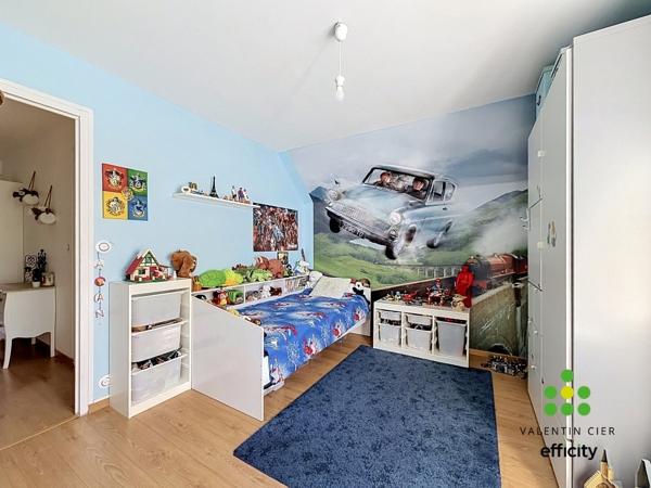 Maison
         6 pièces
        - 138 m² Exclusivité 369 900 €*