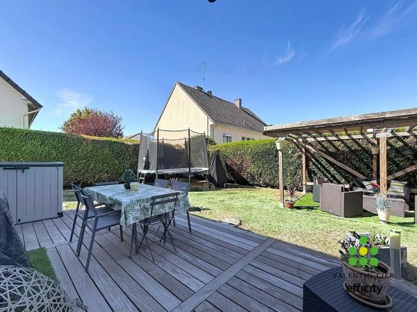 Maison
         6 pièces
        - 138 m² Exclusivité 369 900 €*