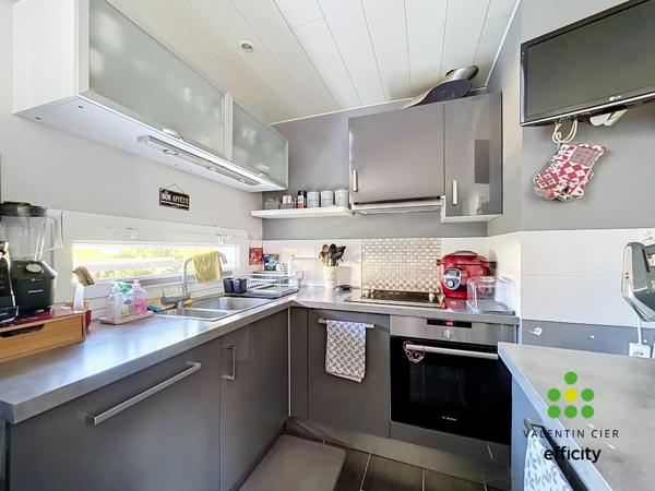 Maison
         6 pièces
        - 138 m² Exclusivité 369 900 €*