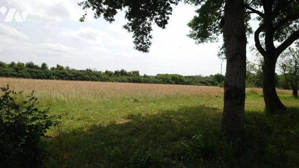 Ancien corps de ferme à réhabiliter intégralement
