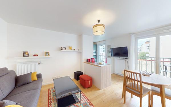 Appartement à vendre    2 pièces • 45,80 m2 Montrouge