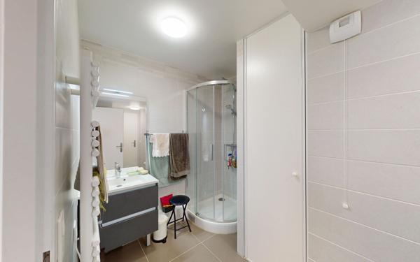 Appartement à vendre    2 pièces • 45,80 m2 Montrouge