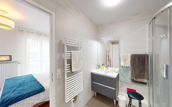 Appartement à vendre    2 pièces • 45,80 m2 Montrouge