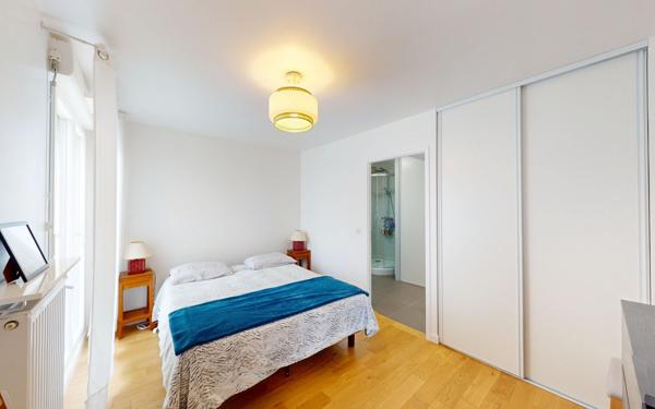 Appartement à vendre    2 pièces • 45,80 m2 Montrouge