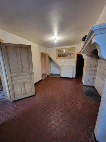 Maisons la chomette 6 pièce(s) 260 m2