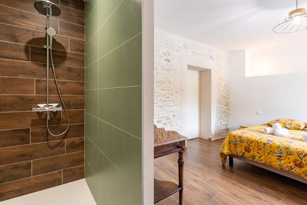 Magnifique maison ancienne en pierre entièrement rénovée