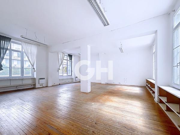 80 m² modulables entre Belleville/Oberkampf  - Local commercial ou habitation