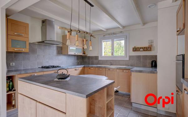 Maison à louer    5 pièces • 131 m2 Marennes