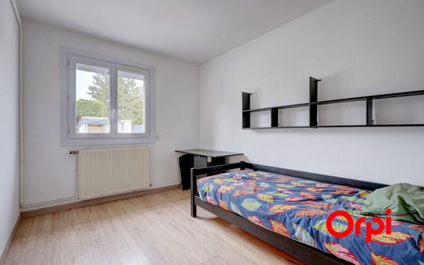 Maison à louer    5 pièces • 131 m2 Marennes