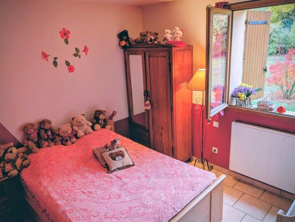 A SAISIR maison familiale de plain pied sur la commune de MEYRAS