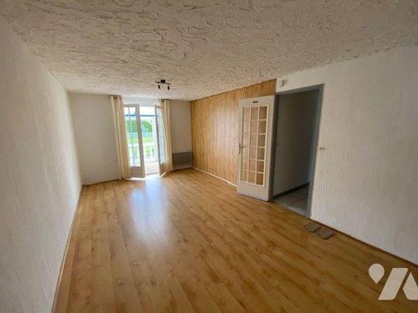 Maison à vendre à Plouha (22580) en Côtes-d'Armor (22)

Cette maison propose une surface habi...