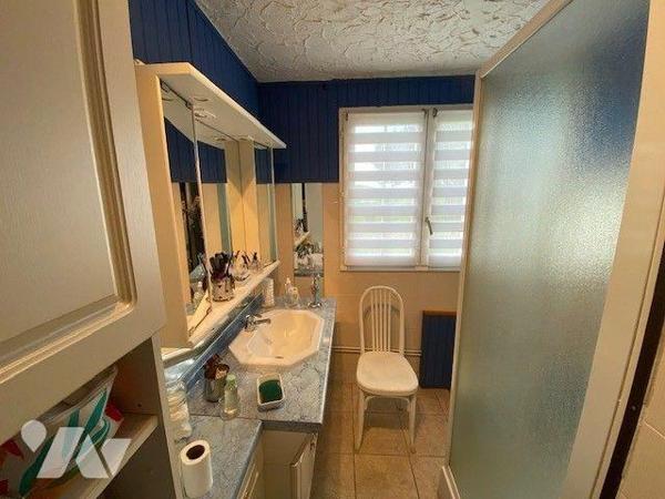 Maison à vendre à Plouha (22580) en Côtes-d'Armor (22)

Cette maison propose une surface habi...