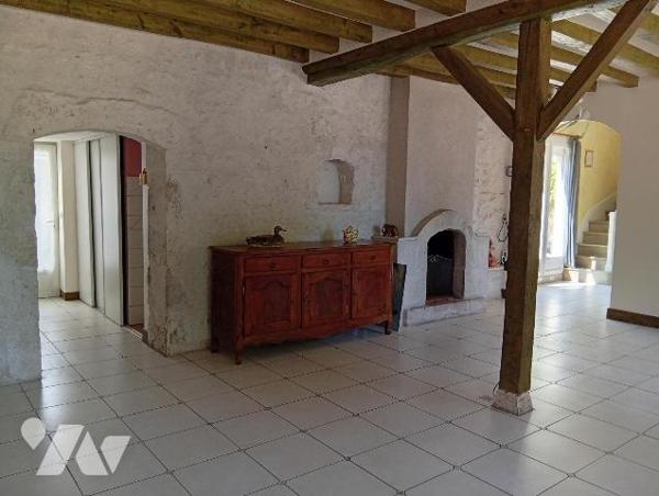 Maison à vendre à Beaugency (45190) en Loiret (45)

À Beaugency, dans le département du Loire...