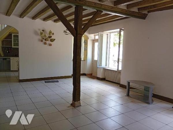 Maison à vendre à Beaugency (45190) en Loiret (45)

À Beaugency, dans le département du Loire...