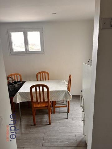Charmant appartement F1 avec patio et cave