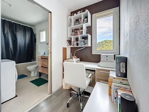 Le Haillan - Maison 3 pièces/2 chambres - Jardin - Terrasse - Parkings.