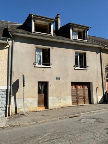 Maison, 4 chambres, Jardin 455 m2.