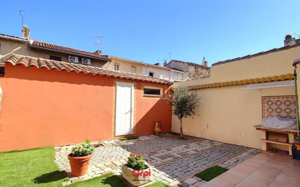 Maison à vendre    3 pièces • 79 m2 Marseille 10