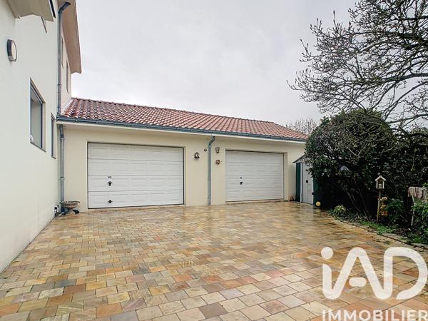 Maison à vendre 8 pièces 166 m² Vertou