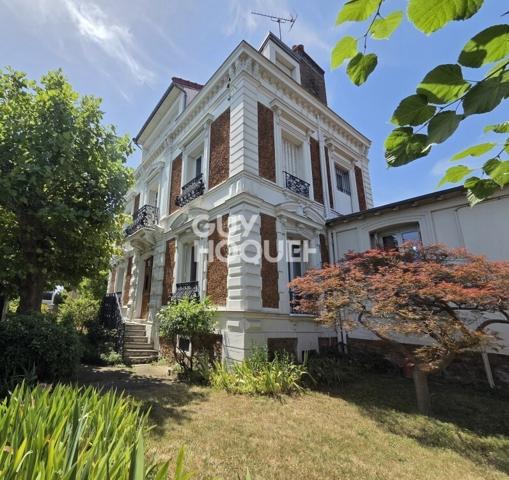 Maison Rosny Sous Bois 7 pièce(s) 175 m2