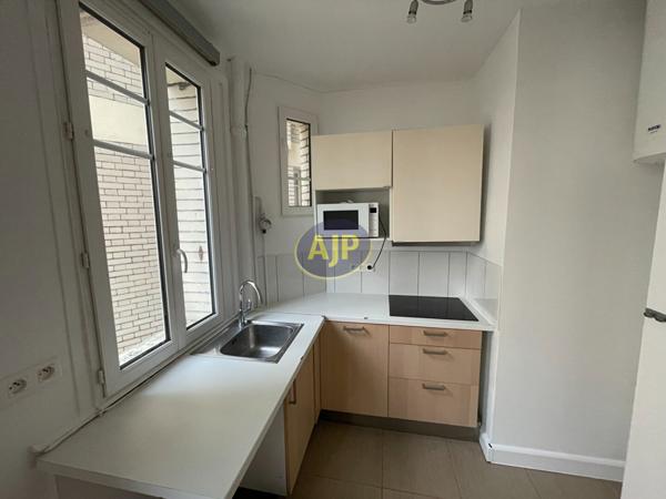Location appartement Issy Les Moulineaux : 746 € - AJP Immobilier Paris 15 - Agence Grenelle