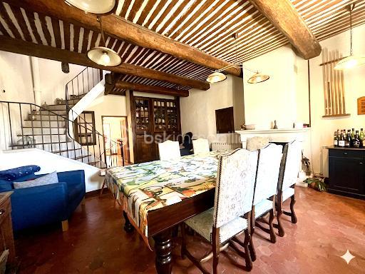 Maison de village de 185 m²