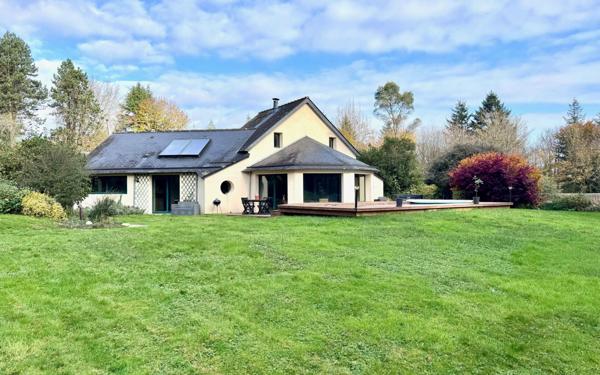 Maison à vendre    5 pièces • 177 m2 Rostrenen