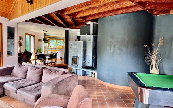 Maison à vendre    5 pièces • 177 m2 Rostrenen