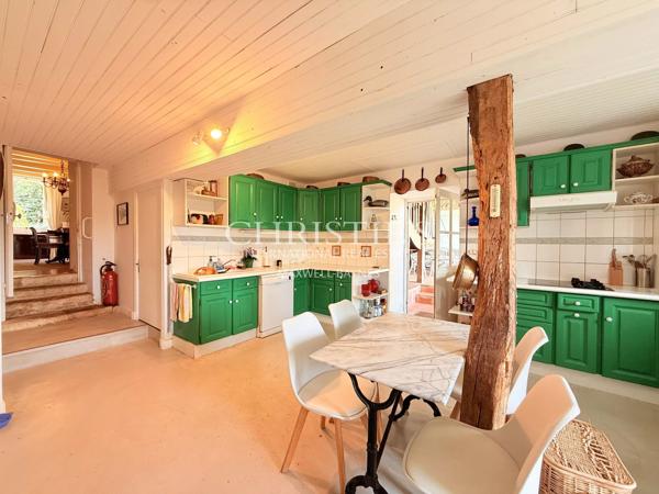 Maison de caractère avec piscine, 5 chambres, terrain 3,5 ha – 20 min Angoulême