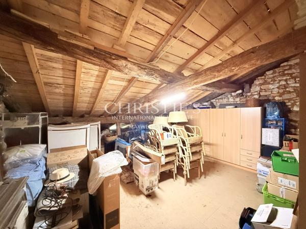 Maison de caractère avec piscine, 5 chambres, terrain 3,5 ha – 20 min Angoulême