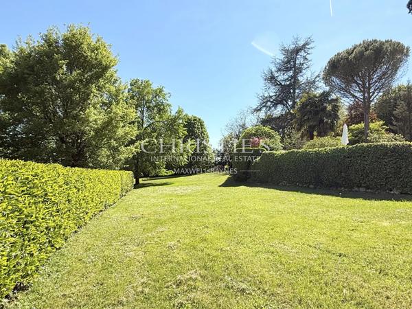 Maison de caractère avec piscine, 5 chambres, terrain 3,5 ha – 20 min Angoulême