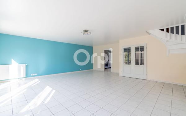 Maison à vendre    6 pièces • 201,23 m2 Reims