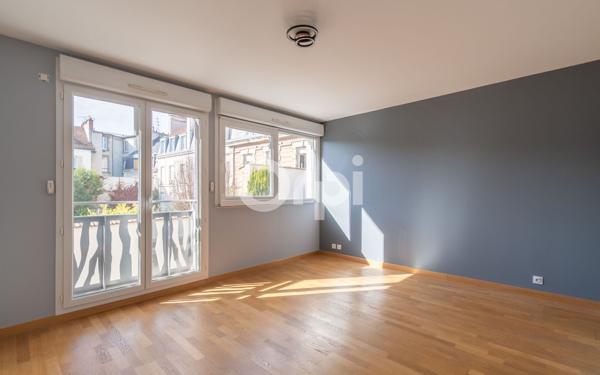 Maison à vendre    6 pièces • 201,23 m2 Reims
