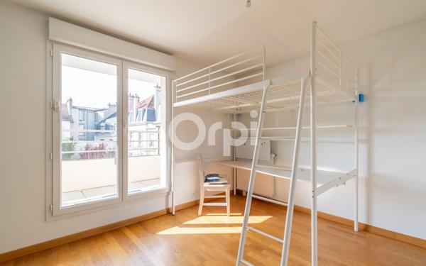 Maison à vendre    6 pièces • 201,23 m2 Reims