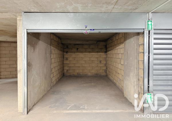 Parking à vendre 13 m² Paris 19