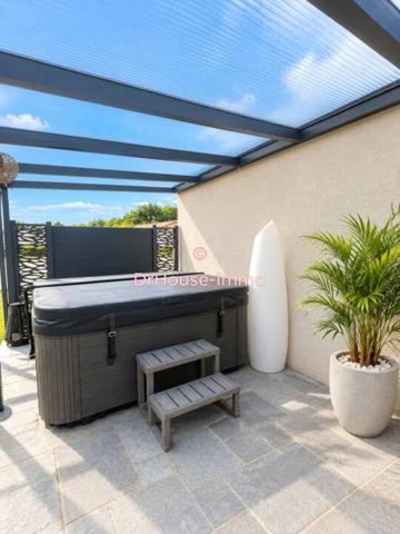 Maison à vendre 8 pièces de 243 m²