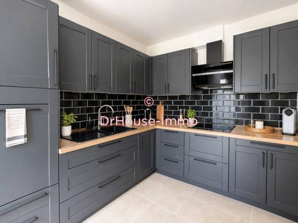 Maison à vendre 8 pièces de 243 m²