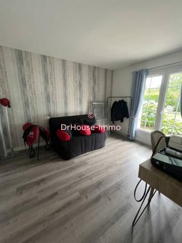 Maison à vendre 8 pièces de 243 m²