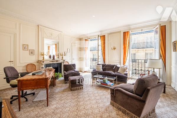 Élégant appartement familial de 183 m² au cœur du quartier Chaillot.