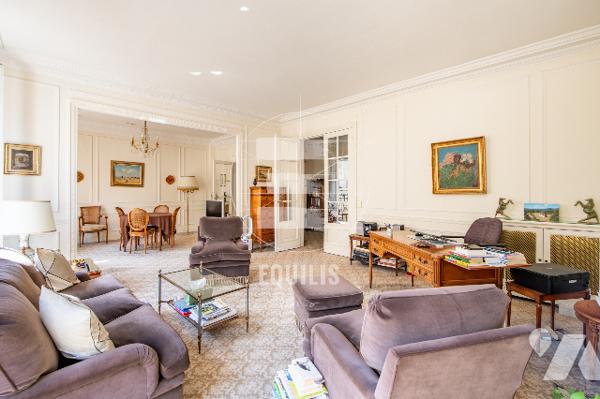 Élégant appartement familial de 183 m² au cœur du quartier Chaillot.