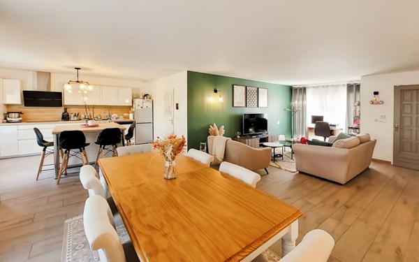 Maison à vendre    5 pièces •  Boé